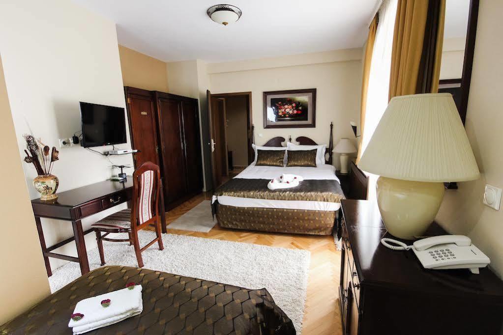 Hotel Villa Ragusa Σκόπια Εξωτερικό φωτογραφία